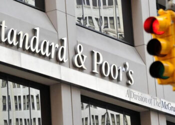 S&P, Rusya’nın kredi notunu düşürdü