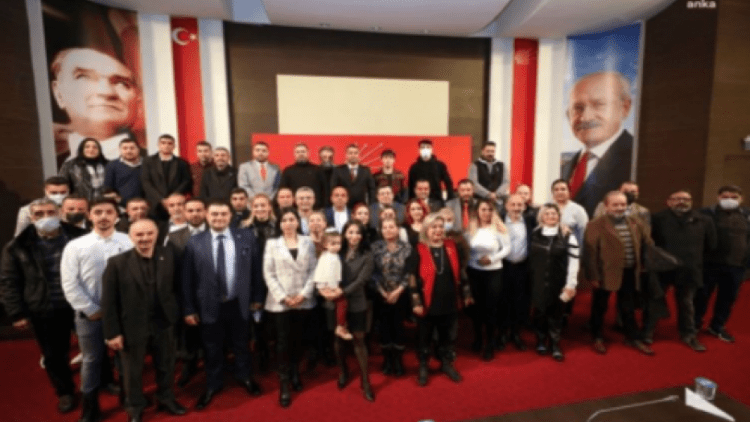 Türkiye Değişim Partisi ve Memleket Partisi’nden istifa edip CHP’ye geçtiler