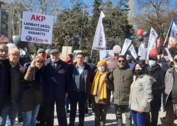Isparta’da yurttaşlar sokakta: ‘Zamlar geri alınsın, zamlı bedeller iade edilsin’