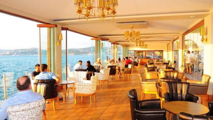 İBB’den Yeni Şafak’a içki yanıtı: Yalan söyleyen istifa etsin, var mısın?