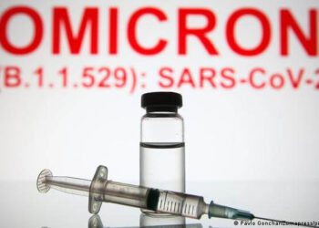 Omicron mutasyonuna özel yeni aşı geliştiriliyor