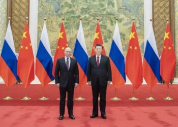 Xi, Beijing’de Putin ile bir araya geldi