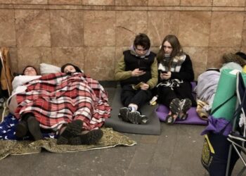 Panik halindeki Kiev halkı, erken ateşkes ve barış ortamına geri dönmek istiyor
