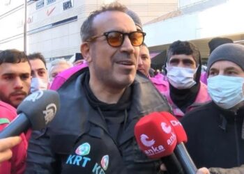 Haluk Levent’ten eylem yapan ‘Yemeksepeti’ emekçilerine destek