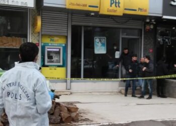 PTT şubesinde silahlı soygun