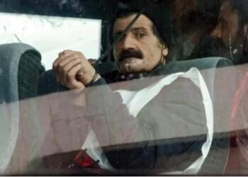 Emniyetten Migros açıklaması: Kelepçeli fotoğraf bizi de üzdü