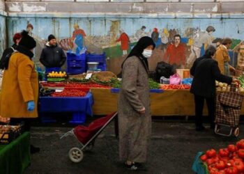 İstanbul’da acı tablo: Yurttaşın beli büküldü