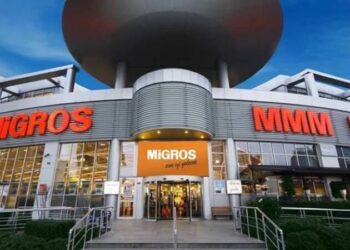 Migros, işçiyi hırsızlıkla suçlayıp işten attı! ‘Hırsız değilim, çok yoksul bir işçiyim’