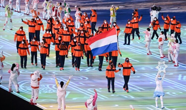 Çin ve Hollanda’dan ilişkileri geliştirme sözü