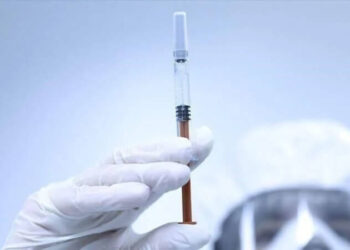 3 doz aşı olanlara uyarı! Hızla düşüyor