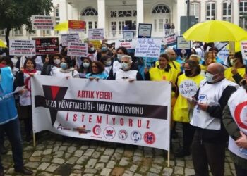 Sağlık emekçileri: Mart ayında üç gün grevdeyiz