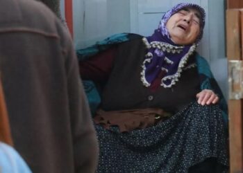 İşleri iyi gitmeyen oğlu intihar etti, anne gözyaşlarına boğuldu