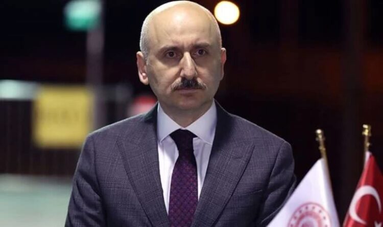 Bakan Adil Karaismailoğlu ve 7 kişi hakkında suç duyurusu