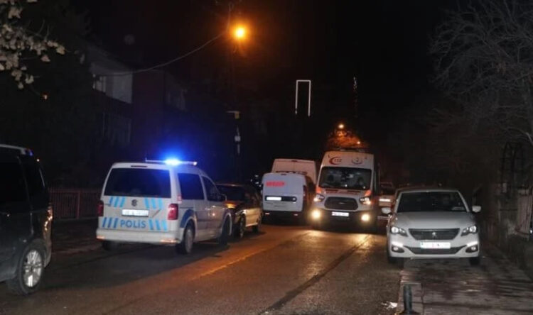 Doğalgazdan zehirlenen anne ve iki çocuğu öldü