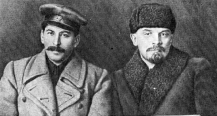 Ukrayna’da Lenin ve Stalin alıntısı yayınlayan kişiye hapis cezası