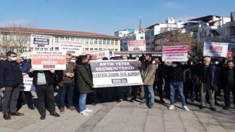 BİRTEK-SEN Antep’te faturaları protesto etti