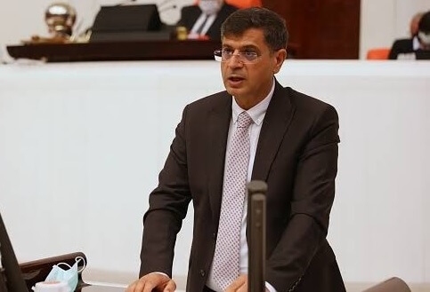 CHP’li Şaroğlu’ndan arı üreticilerinin borçlarının ertelenmesi için kanun teklifi