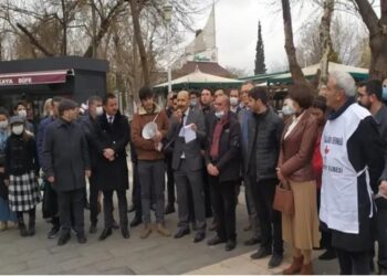 Antep’te iş bırakan işçilere 19 STK’den destek