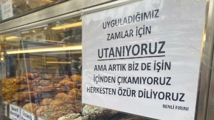 Utanarak fiyatlarına zam yapan fırıncı, müşterilerinden özür diledi