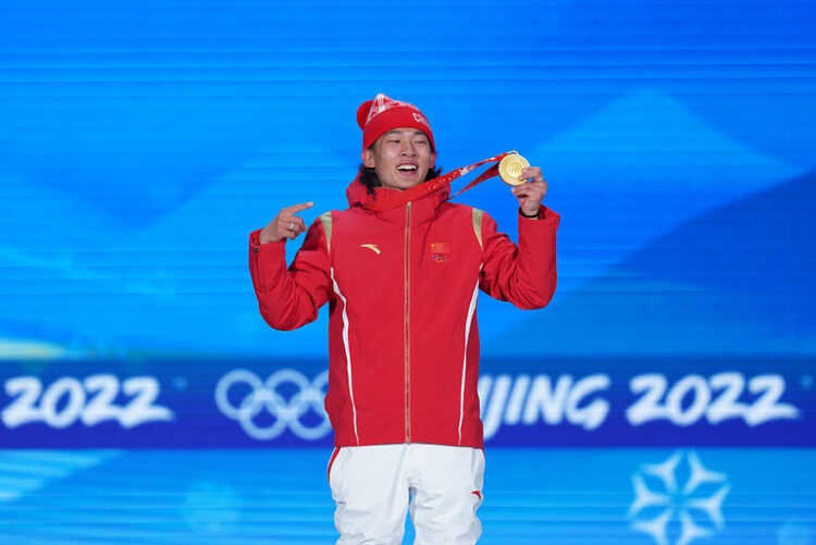 Xi Jinping Çinli sporcuların olimpiyatlardaki başarılarını tebrik etti