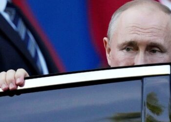 Tüm dünyayı sarsacak karar masada: Rusya için Swift çağrıları artıyor