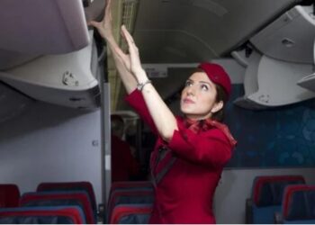 THY, bin kadın kabin memuru işe alacak