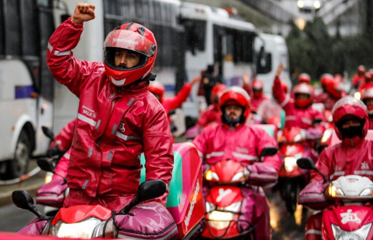 ‘Yemeksepeti’ni Boykot’ çağrısına sanatçılardan destek mesajları…