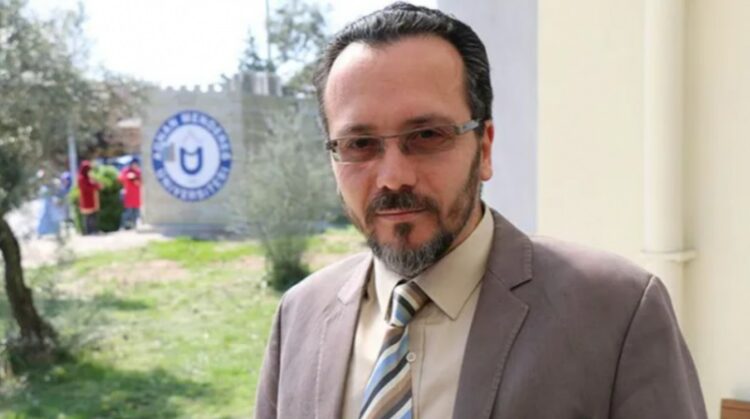 Rektör, akademisyenleri böyle fişlemiş: Alevi, solcu, AK Parti karşıtı…