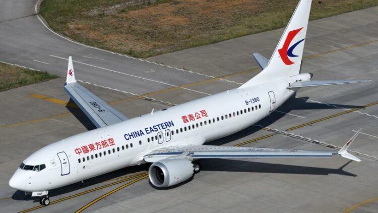 Çin’de 132 kişiyi taşıyan yolcu uçağı düştü