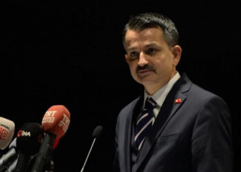 Pakdemirli hakkındaki rüşvet iddiası Meclis gündeminde