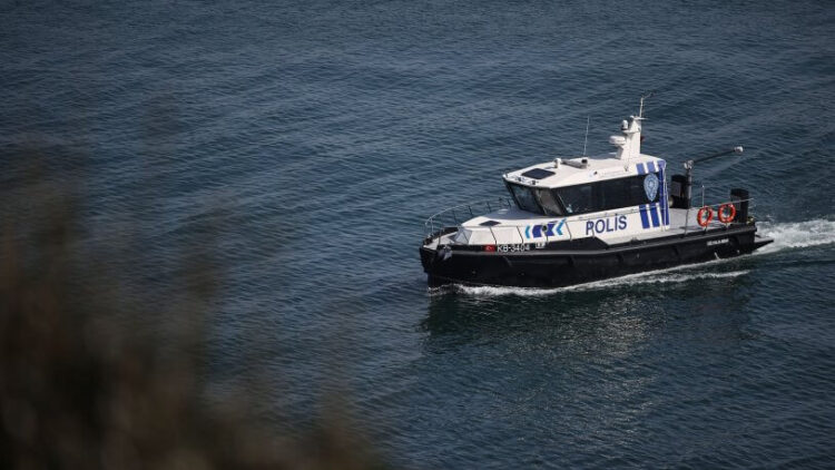 Bakanlıktan ‘mayın’ açıklaması ve balıkçılara gece yasağı!