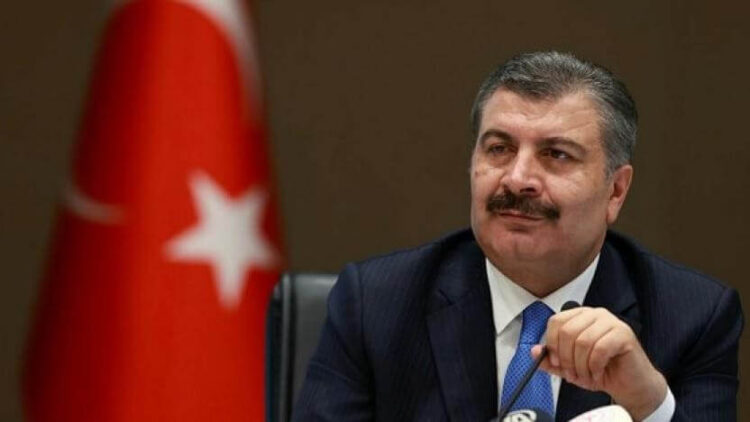 Fahrettin Koca ‘beklenen açıklama’nın saatini duyurdu