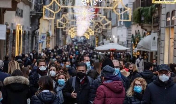 Uzmanlardan yeni Covid-19 kararlarına sert tepki