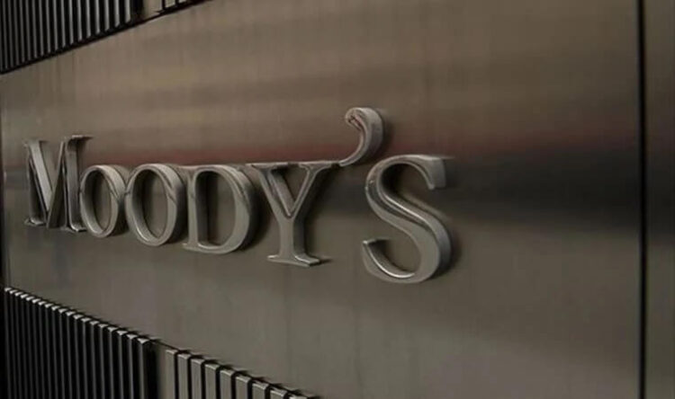 Moody’s Rusya’nın kredi notunu düşürdü