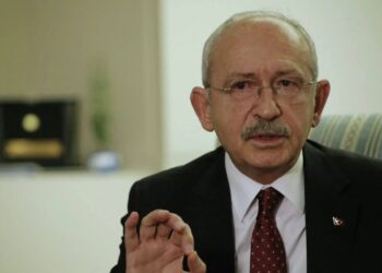 Kılıçdaroğlu’ndan sağlık çalışanlarına: Sabredin, sandıkta saraydaki zatı göndereceğiz