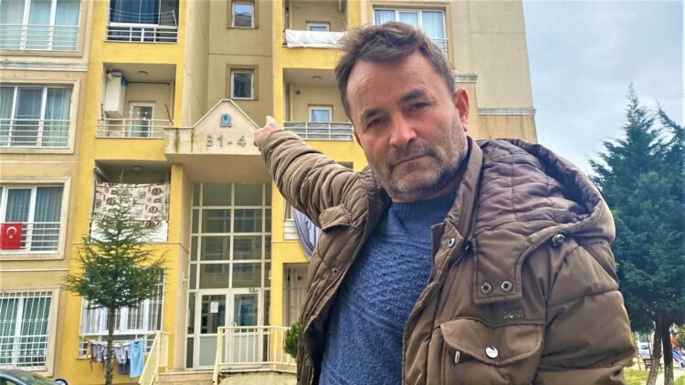 Satın aldığını zannettiği dairede 9.5 sene kiracı olarak oturdu