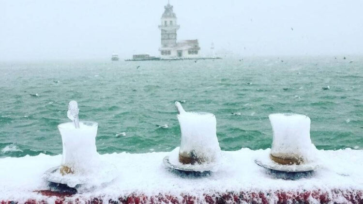İstanbul için önemli uyarı: Kuvvetli kar geliyor!