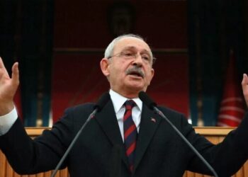 Kılıçdaroğlu: Oturup kanun teklifi vermekle bu iş çözülmez