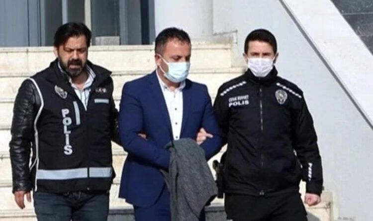 Müze müdürü, tarihi eser kaçakçılığından tutuklandı