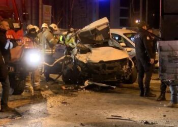 Kadıköy’de zincirleme kaza: 1 ölü, 1 yaralı