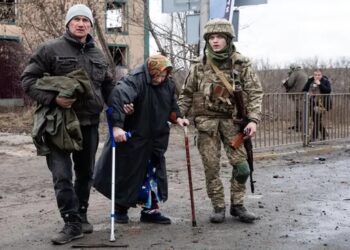 Mariupol’da ateşkes ihlalleri: Tahliye operasyonu durduruldu