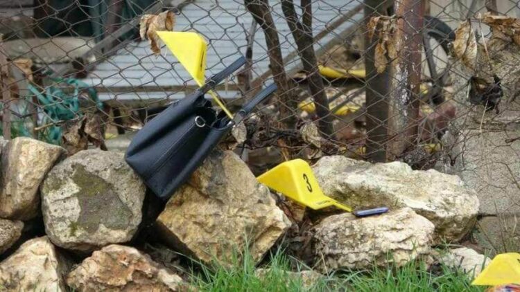 Boşanma aşamasındaki eşini sokak ortasında pompalı tüfekle vurdu