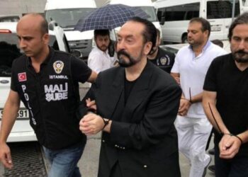 Adnan Oktar davasında tahliyelerin perde arkası