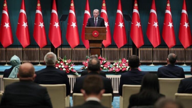 Pakdemirli’den sonra iki bakan değişikliği daha gündemde