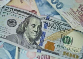 Büyük artış! İşte 12 ay sonra beklenen dolar/TL kuru