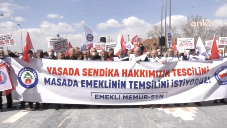 Emekli Memur-Sen üyeleri: Emeklinin sendikal üyeliği anayasal haktır