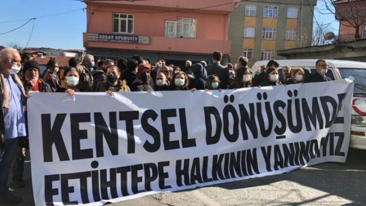 Okmeydanı’nda halk sokaklarda… “Baskıyla, yıldırmayla ve zorla mahalleyi yaşanmaz hale getiriyorlar”