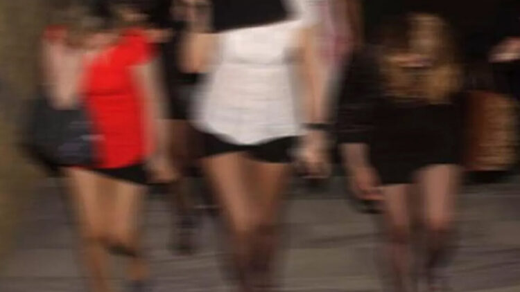 Ukraynalılar Almanya’da fuhuş için teşvik ediliyorlar