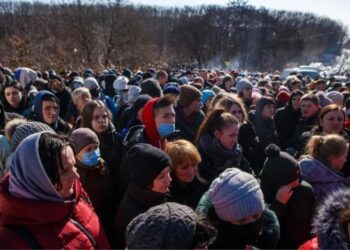 İngiltere Ukraynalı mültecilere sınırlarını kapadı