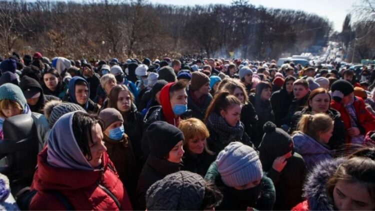 İngiltere Ukraynalı mültecilere sınırlarını kapadı